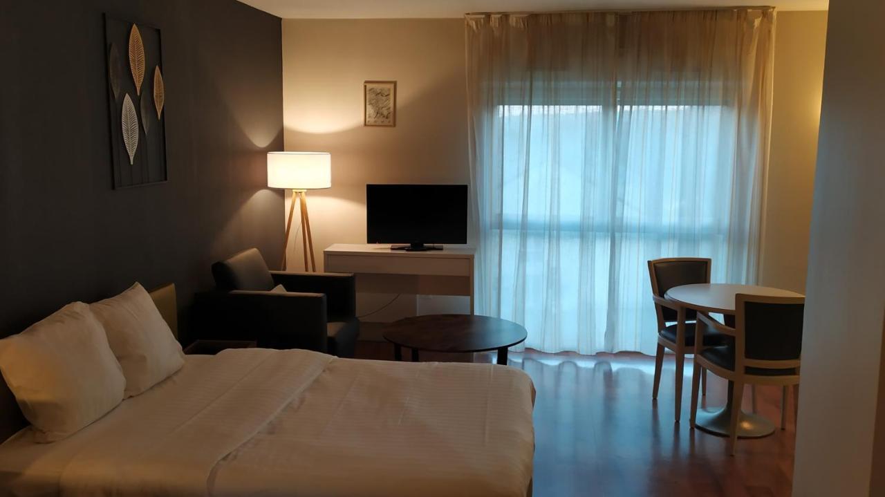 Residence Carouge Appart Hotel Bretigny-sur-Orge Exterior photo