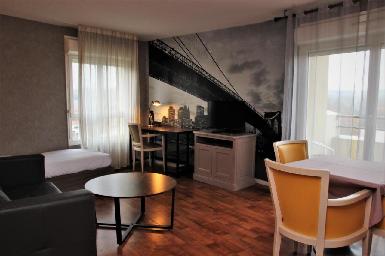 Residence Carouge Appart Hotel Bretigny-sur-Orge Exterior photo