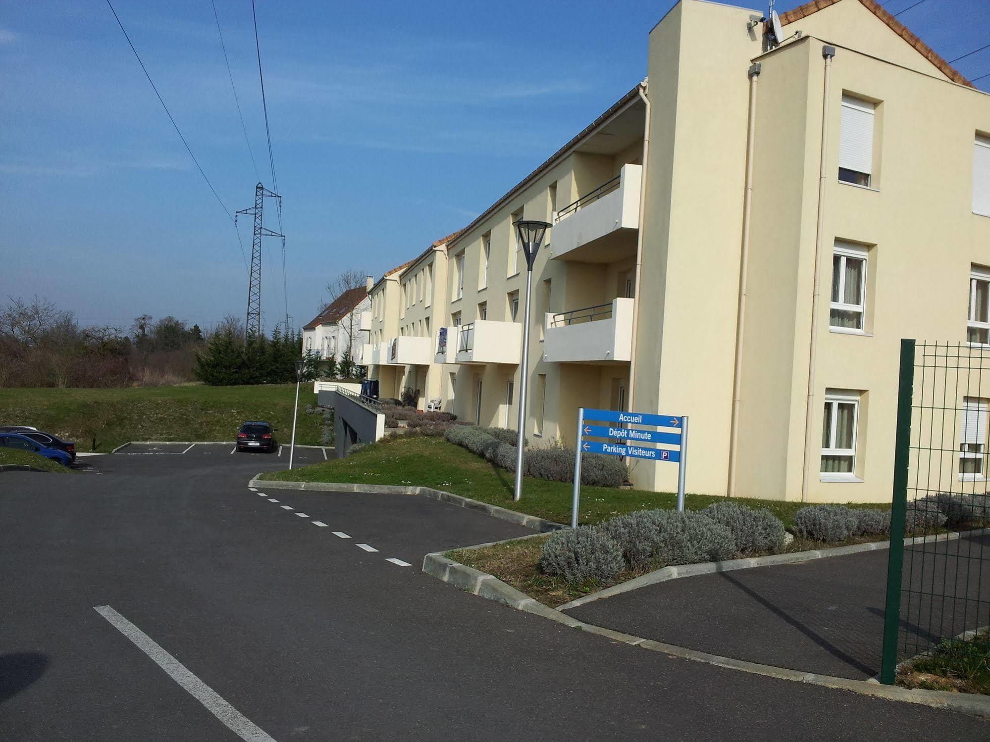 Residence Carouge Appart Hotel Bretigny-sur-Orge Exterior photo
